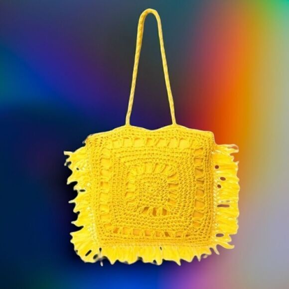 Most Wanted USA Seagrass Woven Tote - Picture 3 of 9